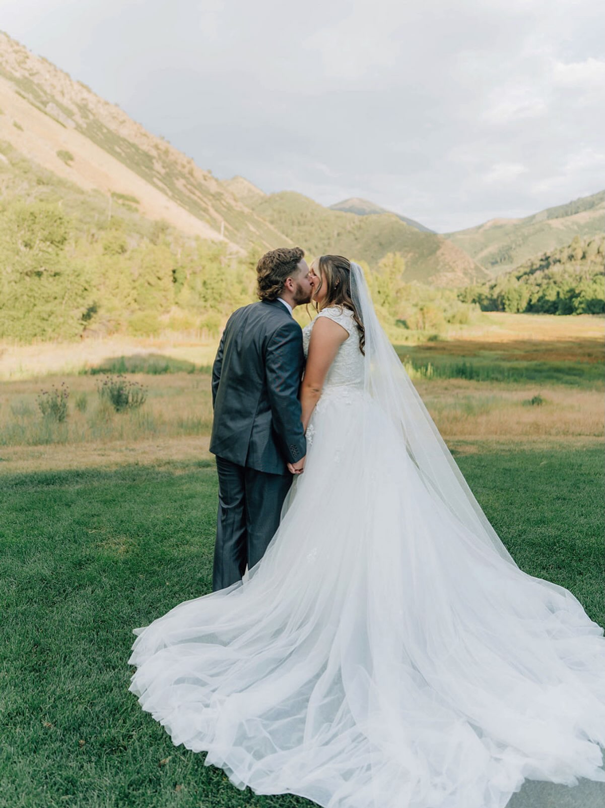 Let’s get these two married today!!!! 🫶🏻

These two are so special, and I can’t wait to celebrate them both. Let’s goooo! 💍